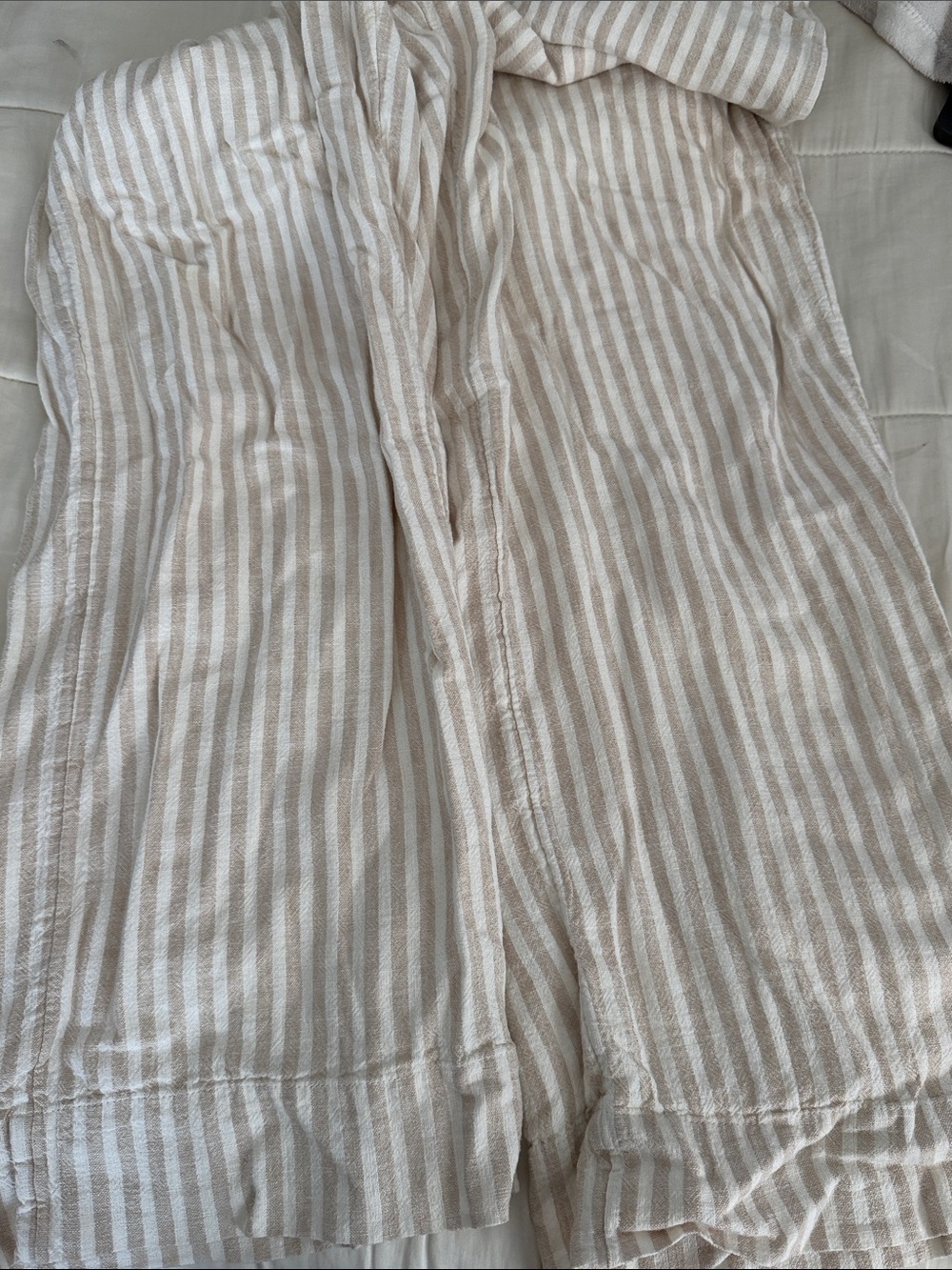 Linen Abercrombie & Fitch Beige and White Striped Elastic Waist pants - Picture 2 of 3